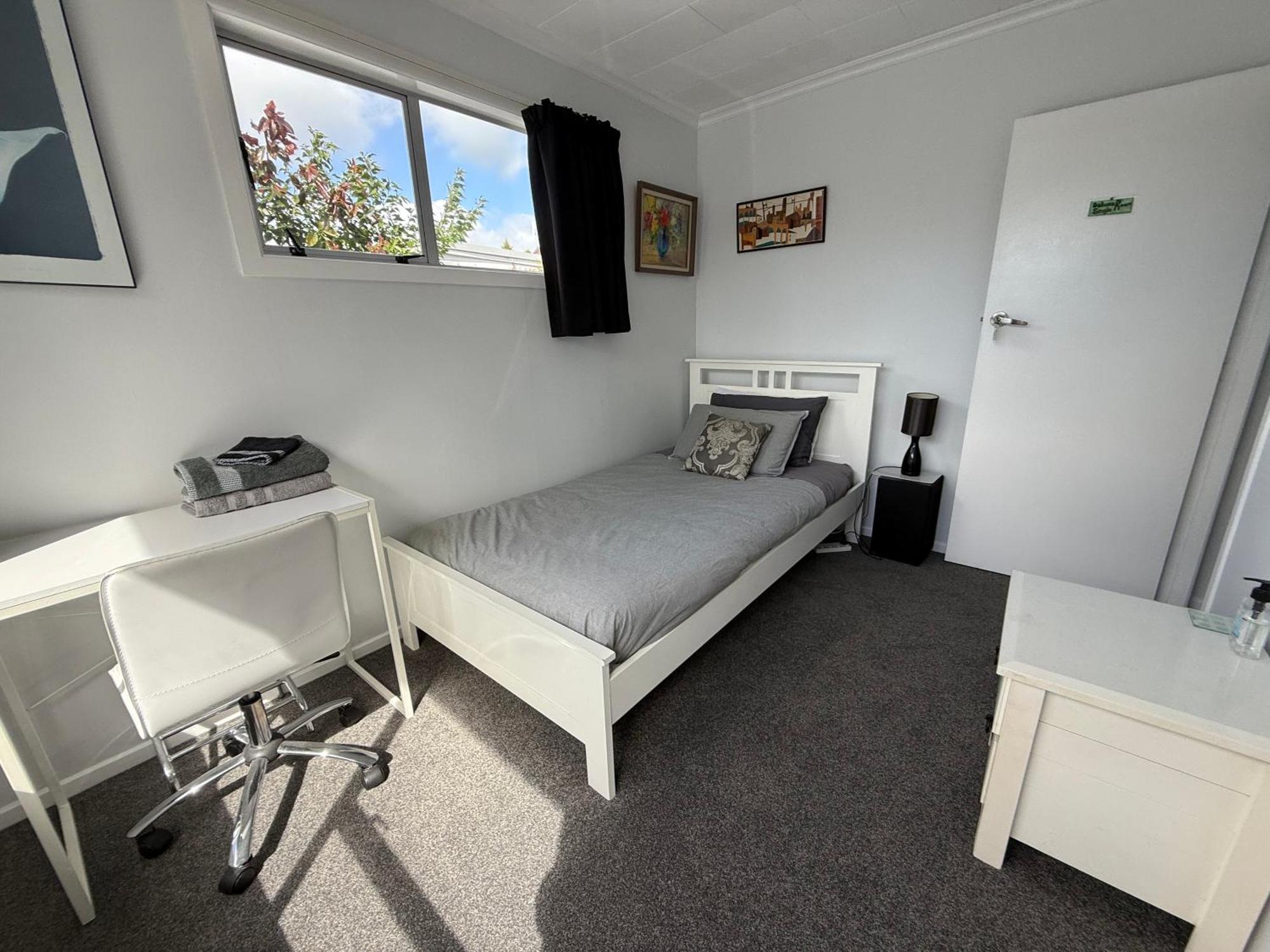 نيو بلايموث Inglewood Shared Home Bnb المظهر الخارجي الصورة