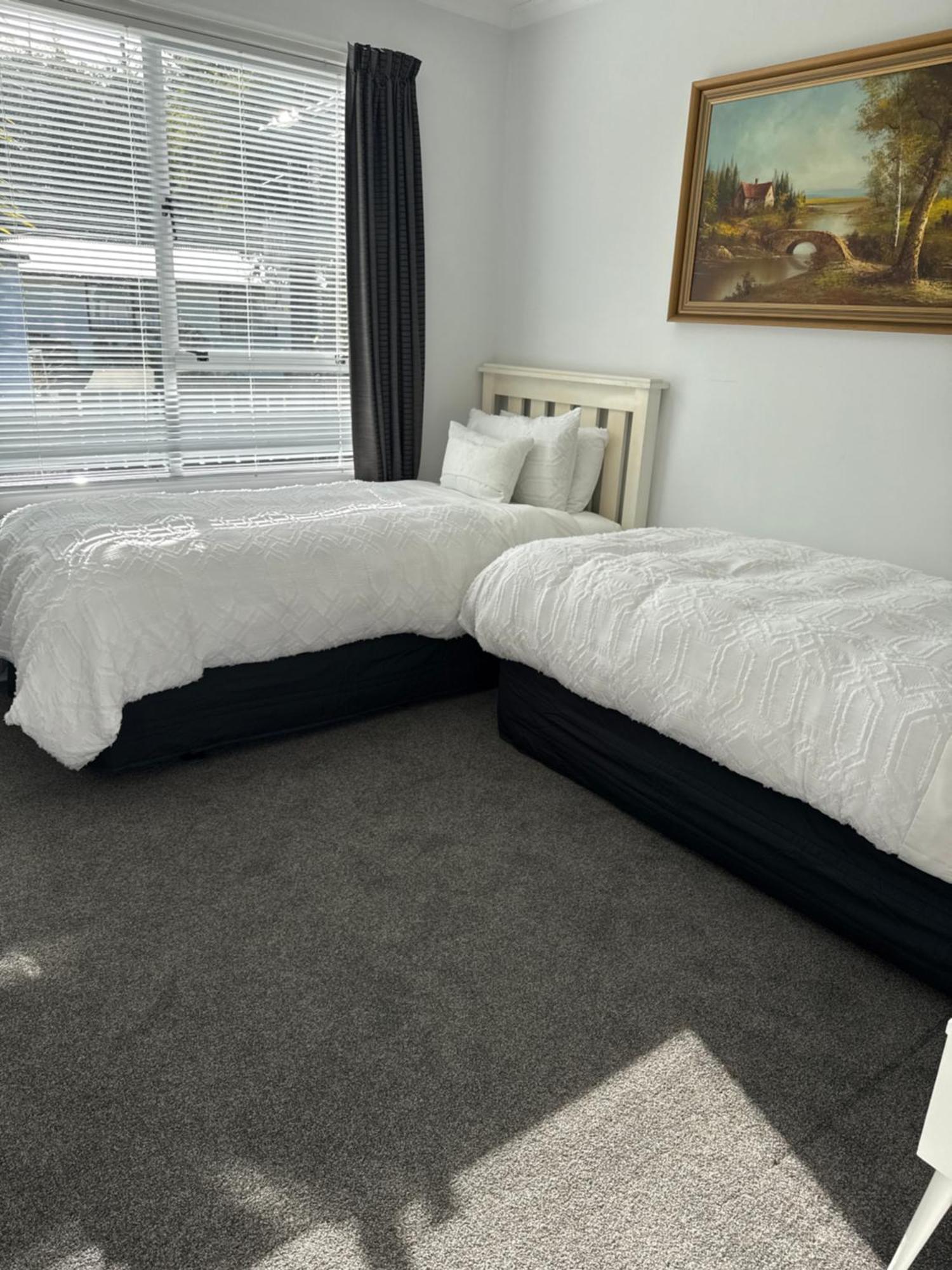 نيو بلايموث Inglewood Shared Home Bnb المظهر الخارجي الصورة